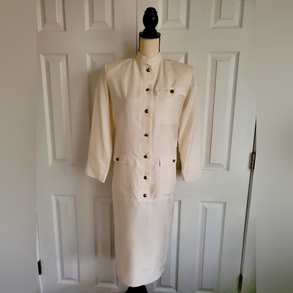 Vintage Miguel Cruz Womens Silk Sheath Dress With Gold Tone Accents Full Lining